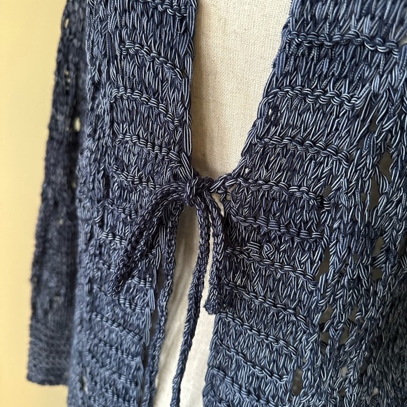 Ethyl | Tie Front Loose Knit/Crochet Sweater Cardigan in a Marled Dark Blue - Picture 3 of 6